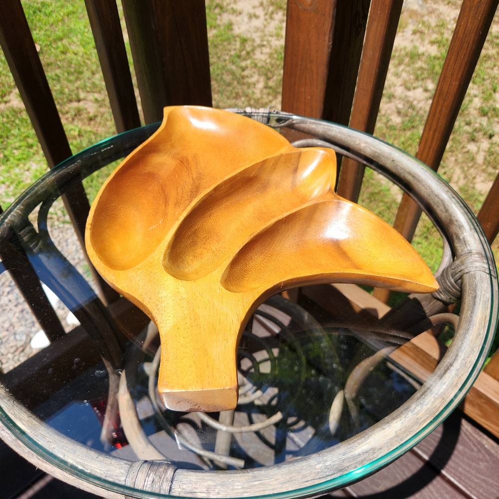 Vintage Monkey Pod Wood Leaf-Shaped Serving Tray - Picture 8 of 12
